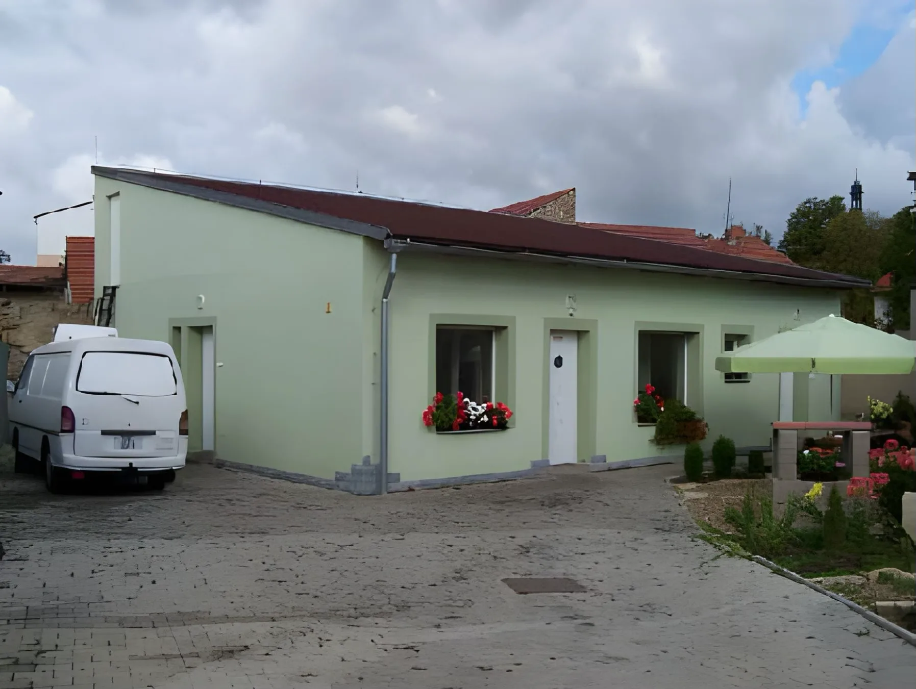 Exteriér provozovny Ryby a lahůdky Peruc